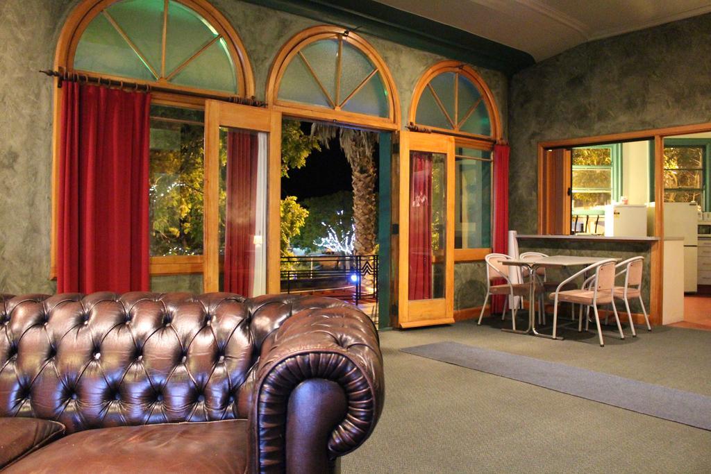 Whakatane Hotel Extérieur photo