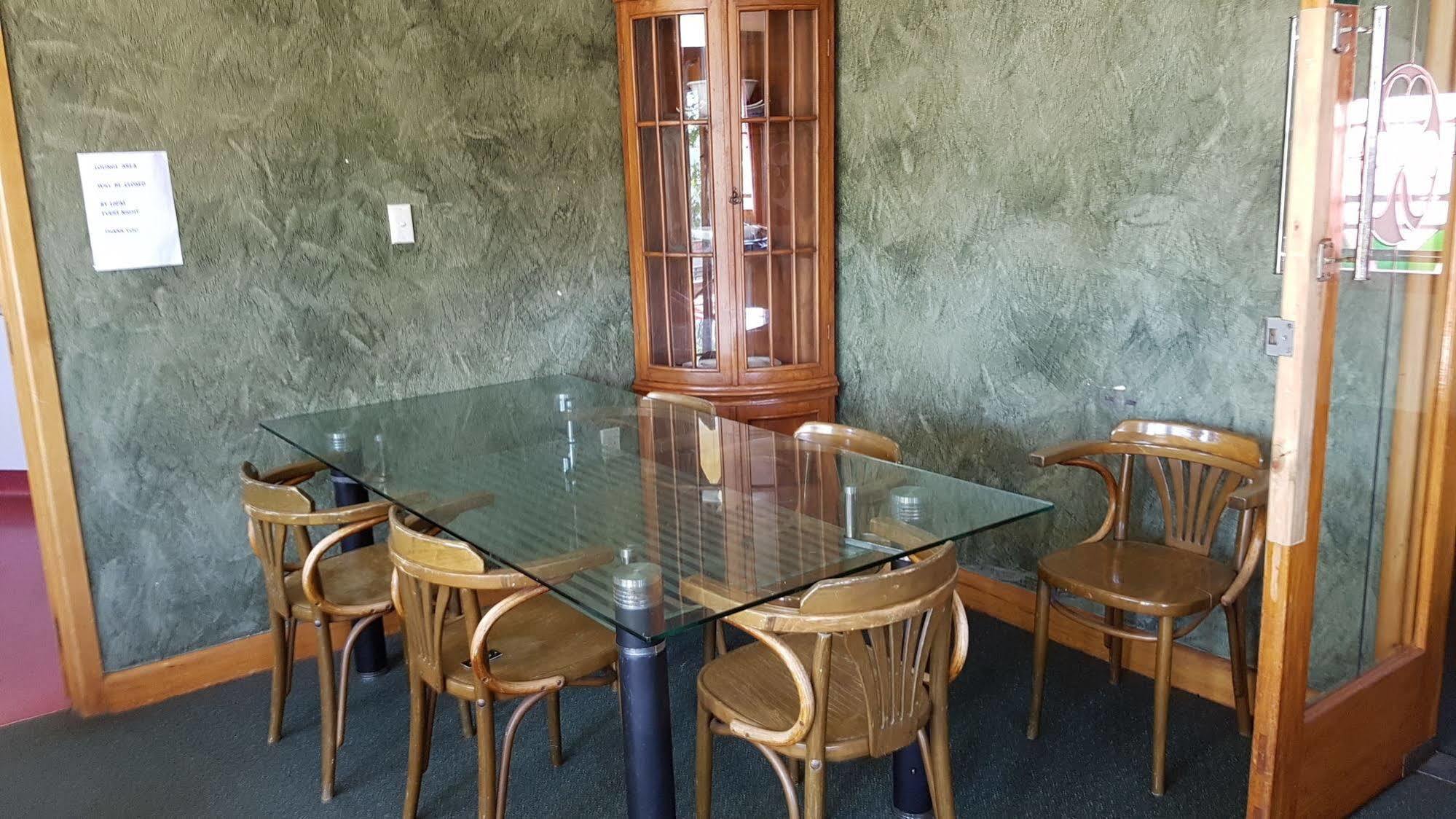 Whakatane Hotel Extérieur photo